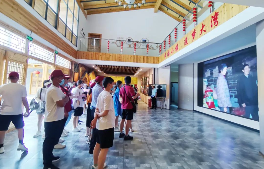 凝心聚力，創(chuàng)造無(wú)限 | 冠科集團(tuán)開(kāi)展戶外拓展活動(dòng)